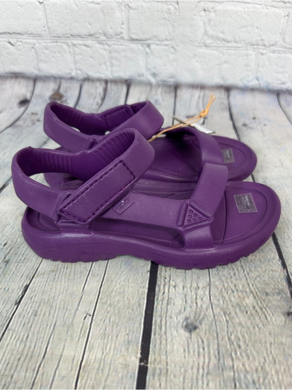 NEW KIDS TEVA HURRICANE DRIFT GLOXINIA PURPLE SANDALS - 1102483C US SIZE 13